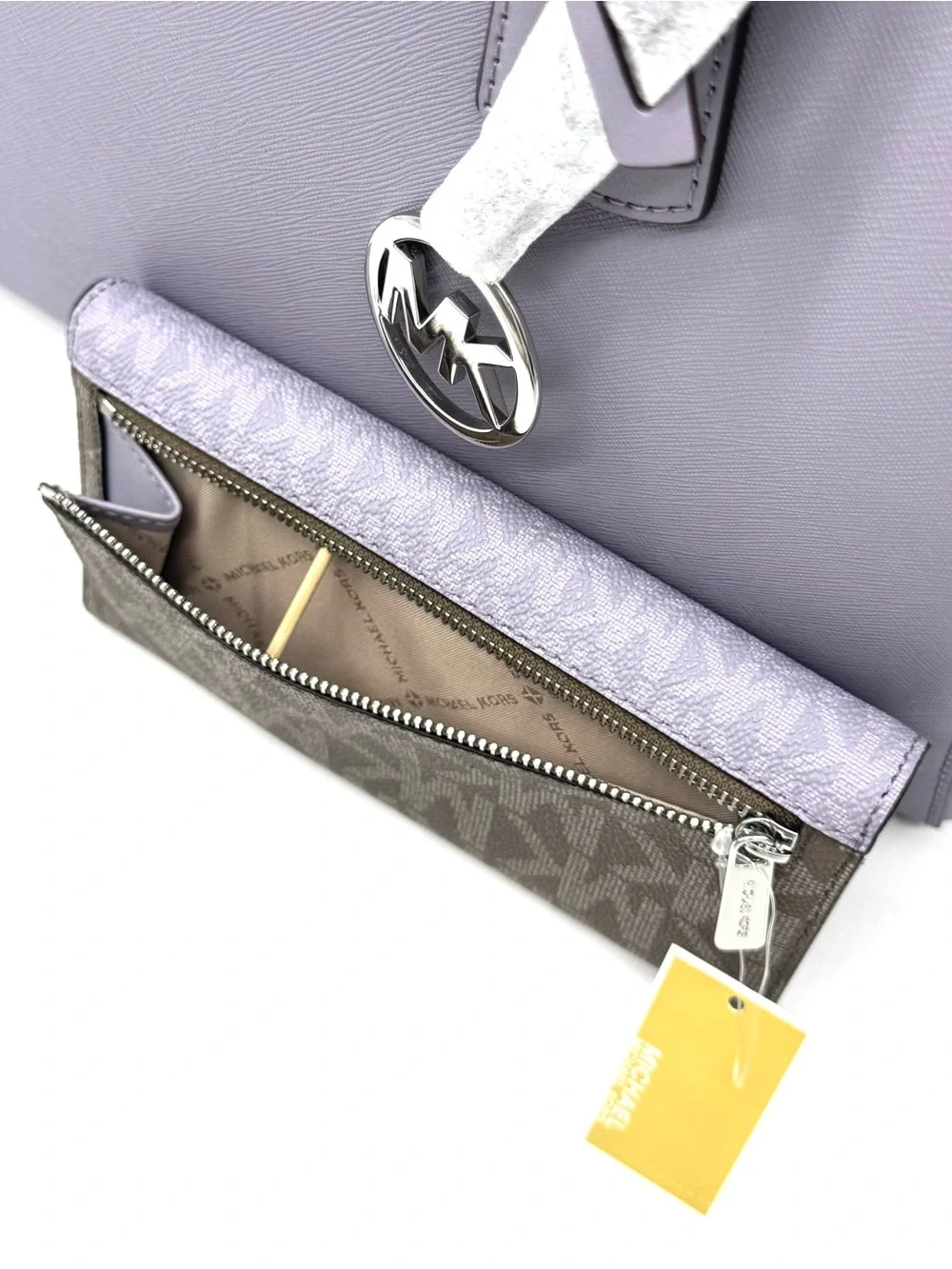 Michael Kors Voyager Large Leather Tote Bag w Matching Trifold Wallet - Lilac